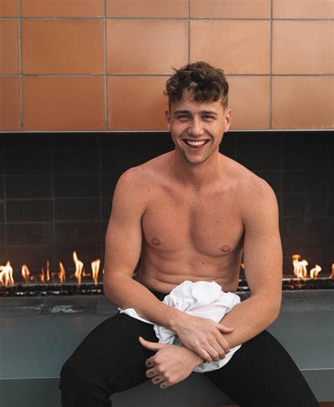 harry jowsy naked|Harry Jowsey (@harryjowsey) • Instagram photos and videos